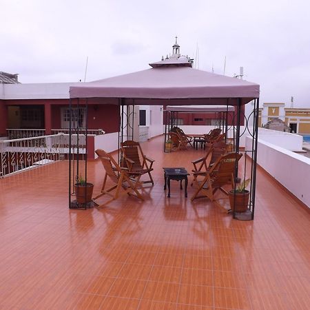 Hotel Colonial Trujillo Exteriör bild