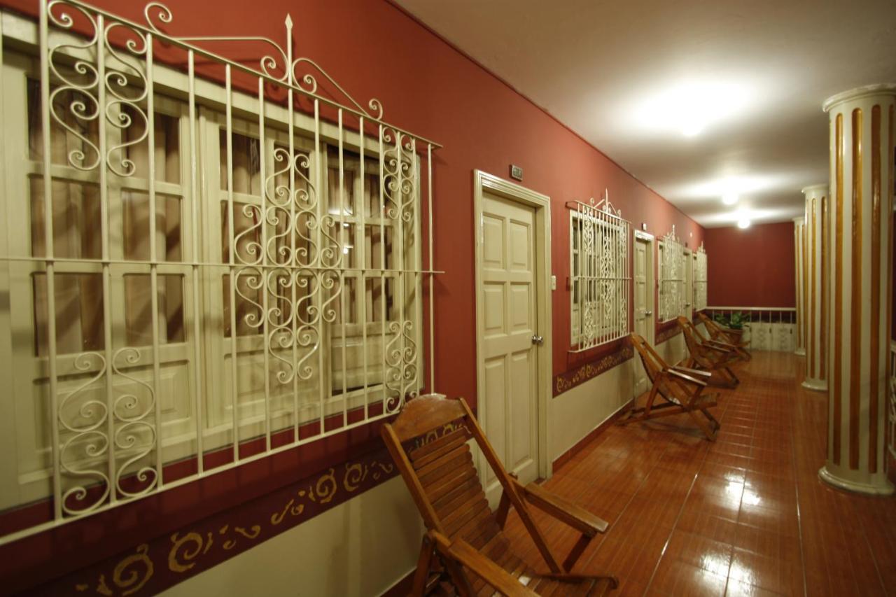 Hotel Colonial Trujillo Exteriör bild